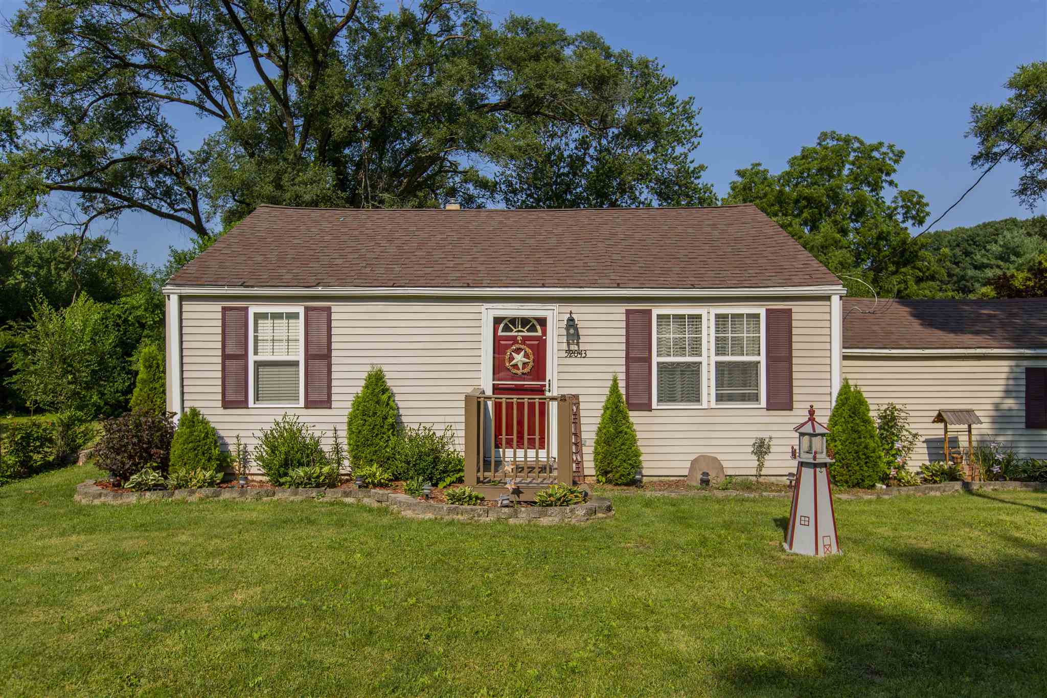 52043 Hollyhock Road South Bend 202132105 CENTURY 21 Scheetz